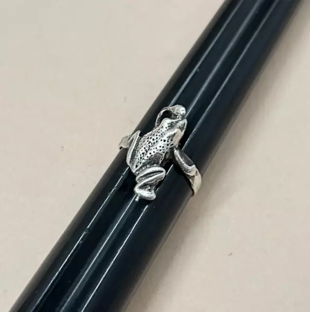 Mexican 925 Silver Taxco Good Luck Wrapped Rustic FROG TOAD Antiqued Ring Sz 6.5 2