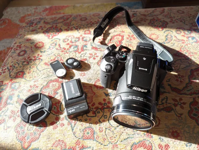 Cámara digital Nikon COOLPIX P900 16,0 MP - negra