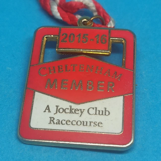 Cheltenham Horse Racing Members Badge - 2015 / 2016