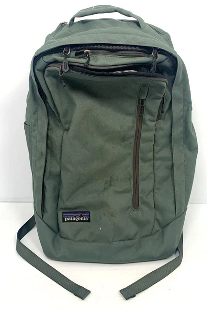 Patagonia Carry On Rolling Backpack Bag Shoulder Strap Inner Pockets Green
