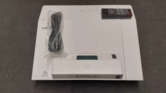 hitachi CP-TP 3003