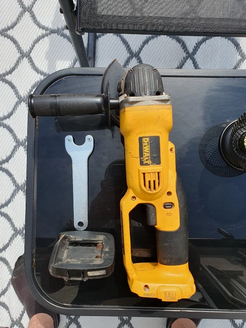 Image of DeWalt DWE496 angle grinder at eBay website