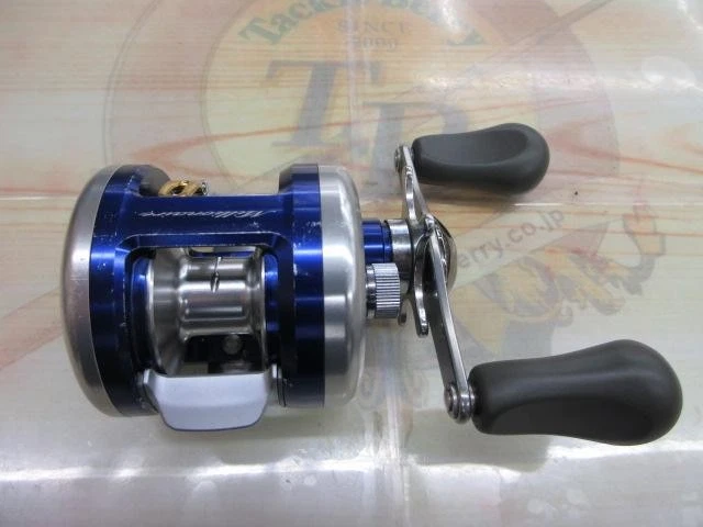 DAIWA MILLIONAIRE BAY Area Special 200BB Blue Bucker Cond/B
