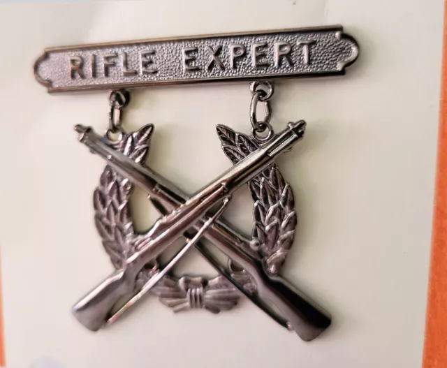 USMC US MARINE Corps Rifle Qualification Expert Shooting Badge Pin $14. ...