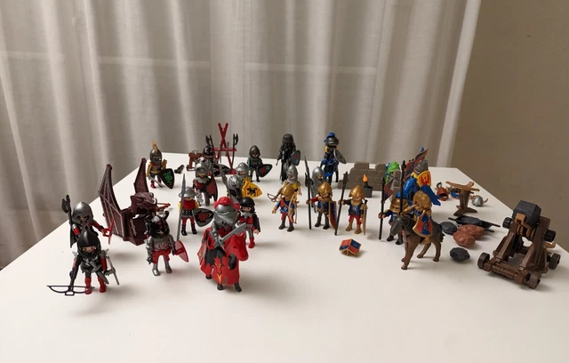 Playmobil Bataille Chevaliers du Lion Impérial vs Chevaliers du dragon Rouge 