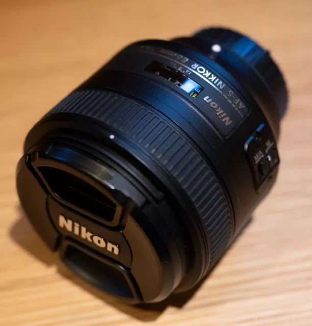 Nikon 85mm f1.8 AF-S lens - Used