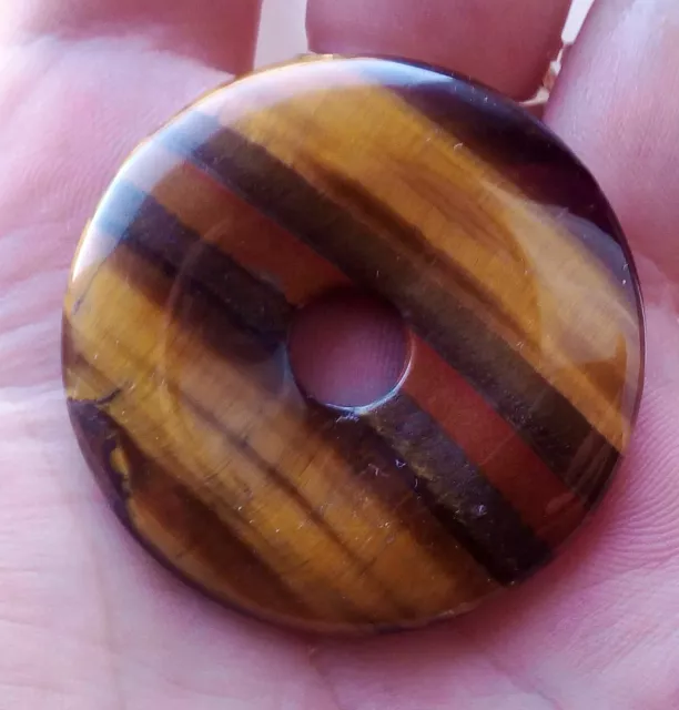 pendentif unique n°2 forme donut 4cm en oeil de tigre pierre naturelle