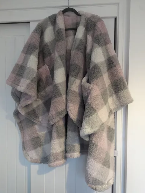 Cozee home sales sherpa wrap
