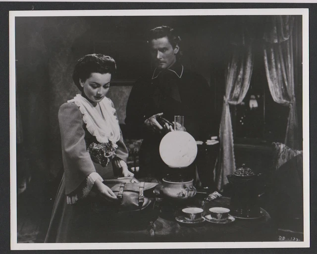 Vintage OLIVIA DE HAVILLAND ERROL FLYNN  "Publicity  Scene Still" 1930s