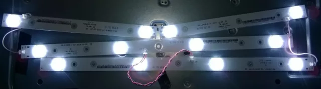 Strip Led Kit Completo Da 4 Barre Per Tv  Akai Aktv3220 Smart O Similari.