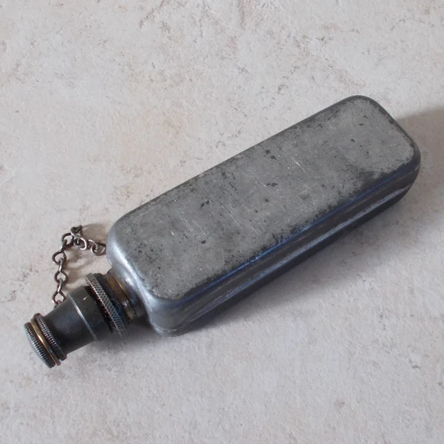 Ancienne Burette à Huile Pour Vélo, Style Vintage, Fabrication Française 1900