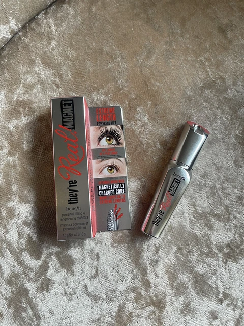 Rímel Benefit They're Real Magnet tamaño de viaje 4,5 g nuevo