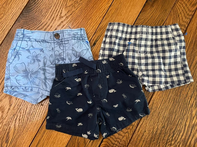Infant boys mixed lot shorts Carter’s Sz 3 mo 3 pair