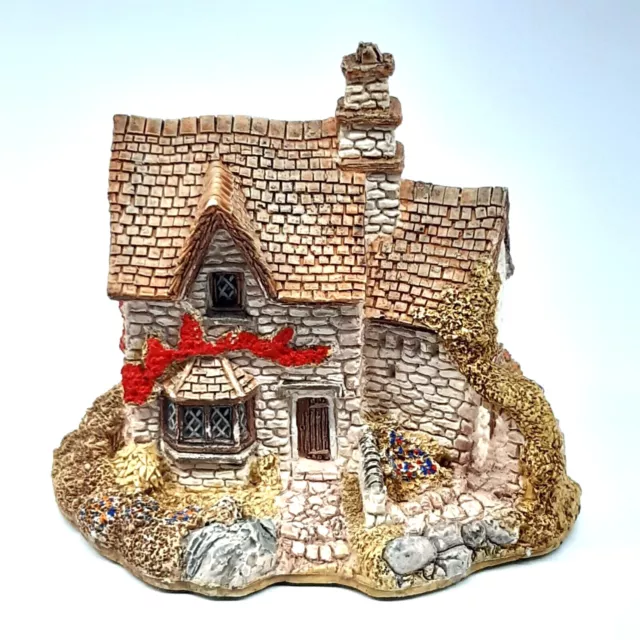 Lilliput Lane "Victoria Cottage" Miniature Masterpieces United Kingdom