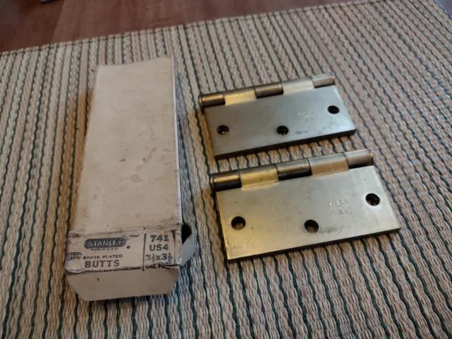 Pair Vintage Stanley 3 ½” Satin Brass Plated Door Hinges Butts 741 w/ Box