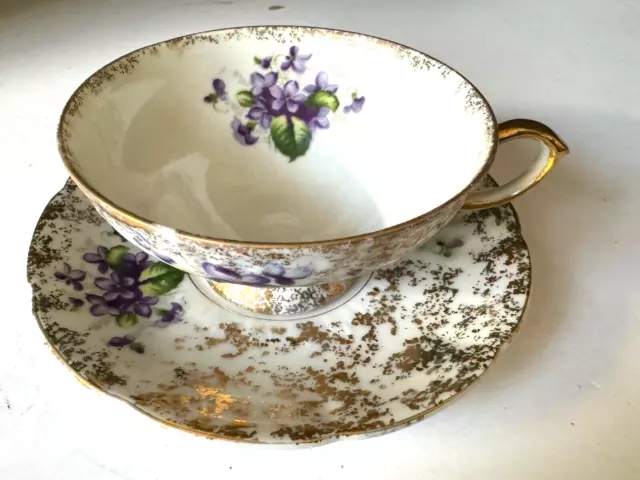 Vintage NAPCO Hand Painted Violets Teacup + Saucer Gold Flakes Matched Set EUC