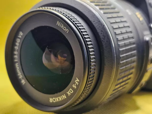 Nikon D3200 Digital SLR with 18-55mm Genuine Lens and Bag