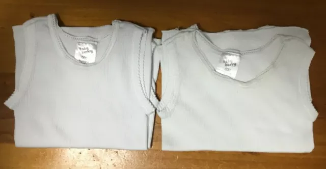 BABY BOYS GIRLS SIZE 000 WHITE VEST SINGLETS x5 BABY BERRY