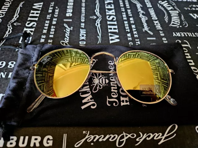 JACK DANIELS Honey Mirrored Sunglasses, with satin carry bag.