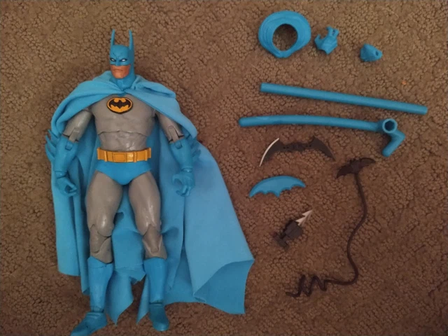 McFarlane Toys DC Batman Year Two 2 CUSTOM BONUS ACCESSORIES INCOMPLETE McFarlane Toys DC Batman Year Two 2 CUSTOM BONUS ACCESSORIES INCOMPLETE