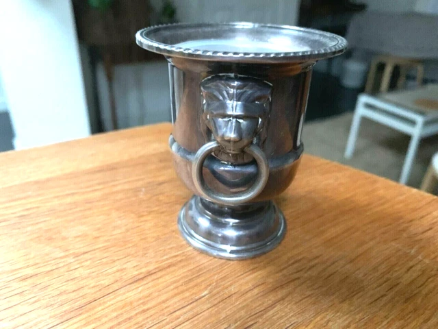 Viners of Sheffield Silver Plated Lion Head Urn Candle/Toothsticks  Holder 7.5cm