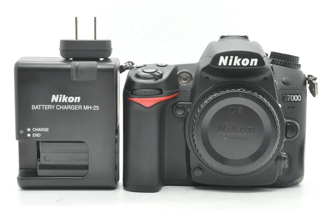 [ Near Mint ] Nikon D7000 Digital SLR Camera 16.2 MP Body 3903 Shots from Japan