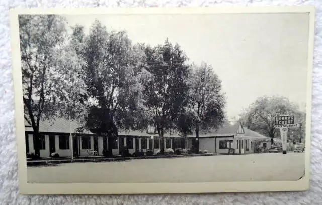 Postcard Yearys Tourist Court Service Station Cafe Corbin Kentucky #C6