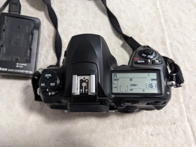 Nikon D200 10.2 MP Digital SLR Camera - Black Body 3