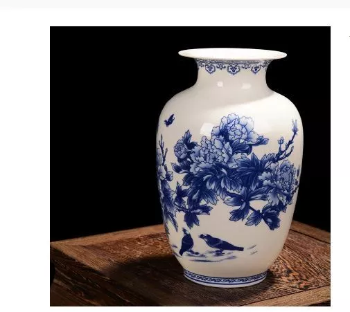 Beautiful Fine Bone China - Classic Chinese Blue & White Vase from JingDeZhen