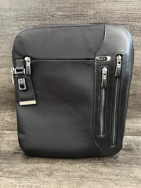TUMI Arrive ‘McCarren’ Black/Chrome Zip Top Cross Body Travel Bag 25105D