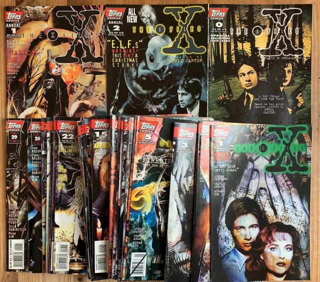 X-Files #0 to #29 + Annual 1 & 2 (Topps 1995) 32 x FN to NM condition comics