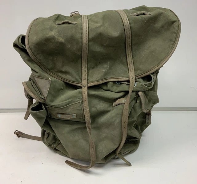 Vintage store military backpack