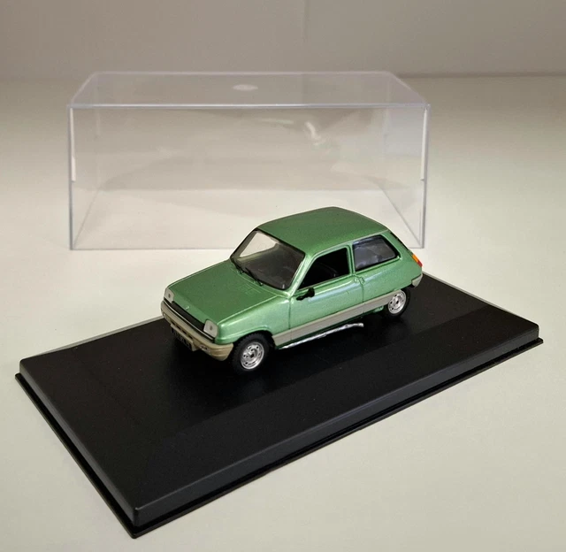 Renault - R10 1967 - Modèle Presse - 1/43 - Autos Miniatures