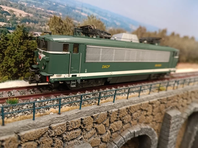 R37 HO41108DS Locomotive diesel BB 63818 UM, SNCF, livrée R37 HO41108DS Locomotive diesel BB 63818 UM, SNCF, livrée