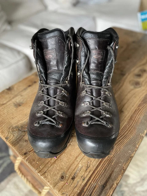 Mens walking deals boots size 12