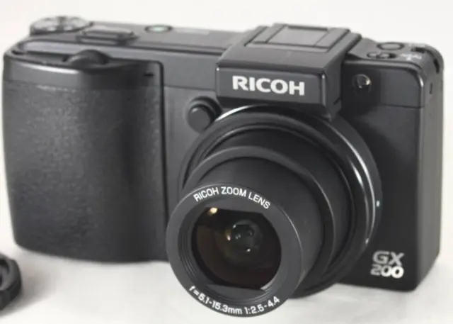Exc+++++ SH:4545 Ricoh GX200 12.1MP Compact Digital Camera Kit VF-1 From JAPAN