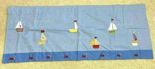 Panel de cenefa para ventana náutica azul Pottery Barn Kids seis pequeños veleros océano