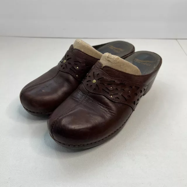 Dansko Womens Brown Leather Shyanne Studded Slip On Comfort Clogs 40/US 9.5-10
