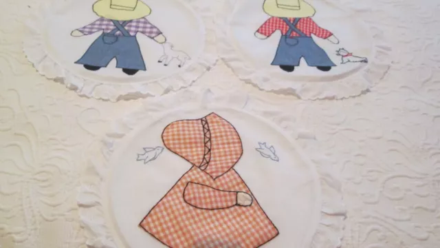 Sun Bonnet Girl Farmer Sam Boy Embroidery Doilies Rounds Applique Vintage
