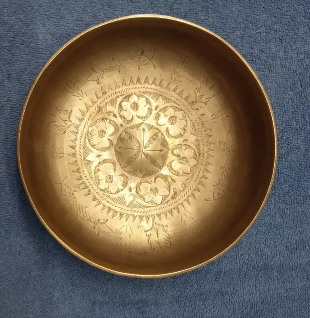 Beautiful Etched Solid Brass Bowl Tibetan Singing Bowl?  Beautiful Sound