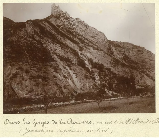 France, Dans les Gorges de la Roane, downstream of St Benoît (Drôme) vintage citra
