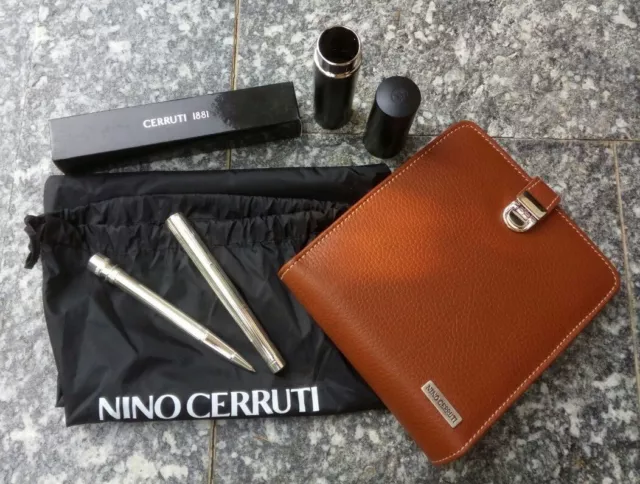 Nino Cerruti 1881 2 Penna a Sfera Acciaio e 1 Agenda Organizer Planner Rubrica