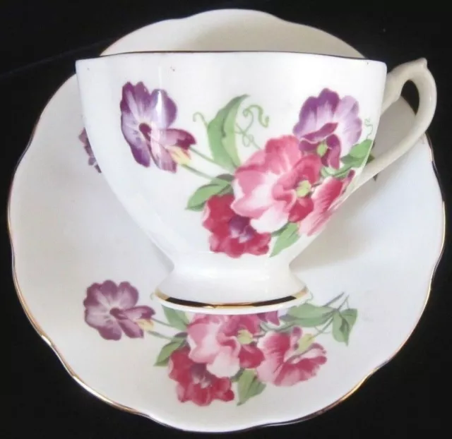 Queen Anne Sweet Pea Bone China Tea Cup & Saucer - Purple Flowers - England 2