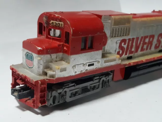 Locomotive electric model train Silver Street 4301 Union Pacific RailRoad 2