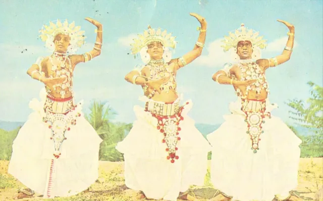 "Kandyan Dancers. Sri Lanka" Vintage postcard Worldwide ship