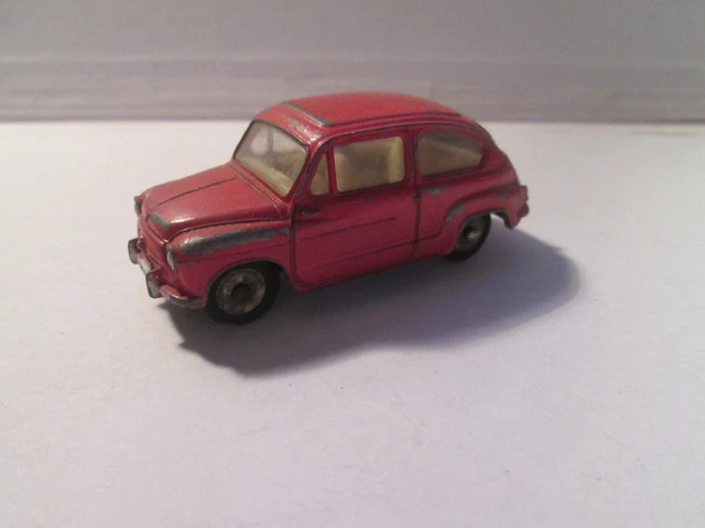 Dinky Toys 1:43 - 1 - Voiture miniature - Ref. 557 Citroën Dinky Toys 1:43 - 1 - Voiture miniature - Ref. 557 Citroën