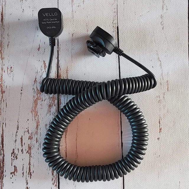 Câble Synchro TTL Spiralé 1,2m Pour Nikon - Compatible Flashs I-TTL Et Griffe Verrouillable
