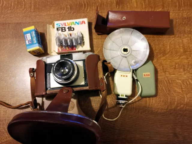 Appareil Photo Weber Flex Avec Pochette Cuir – Pour Pièces Ou Réparation