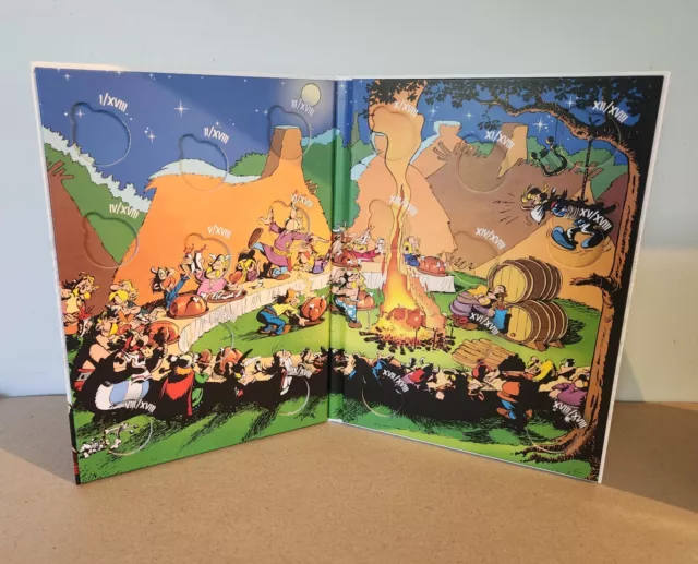 Album de rangement des 18 pièces de 10 Euros France 2022 Asterix