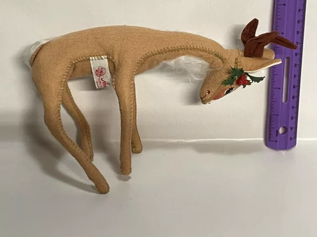 Vintage Annalee 2005 Deer Female Reindeer Posable Plush Felt Collectible Doll 8”